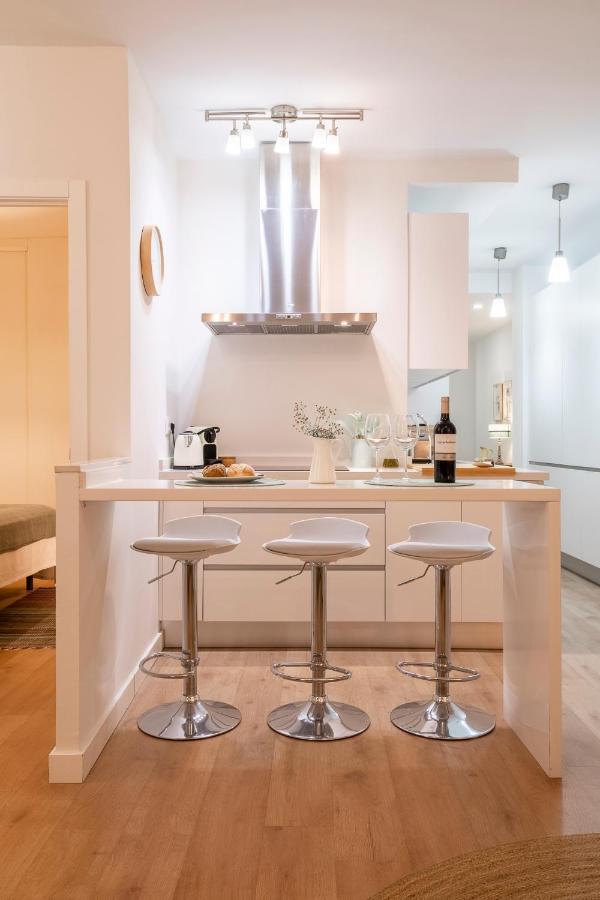 Lucia De Triana Apartment เซบีญา ภายนอก รูปภาพ