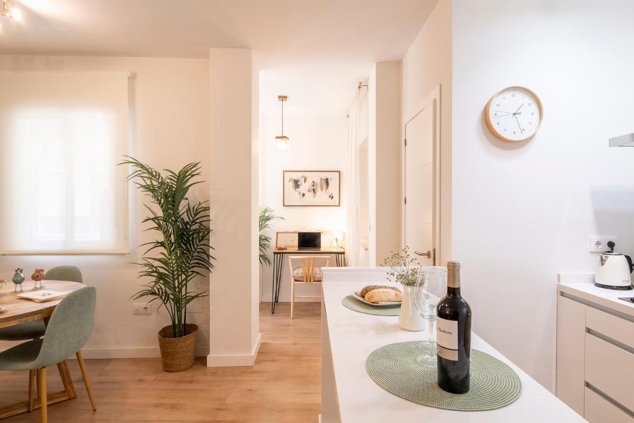 Lucia De Triana Apartment เซบีญา ภายนอก รูปภาพ