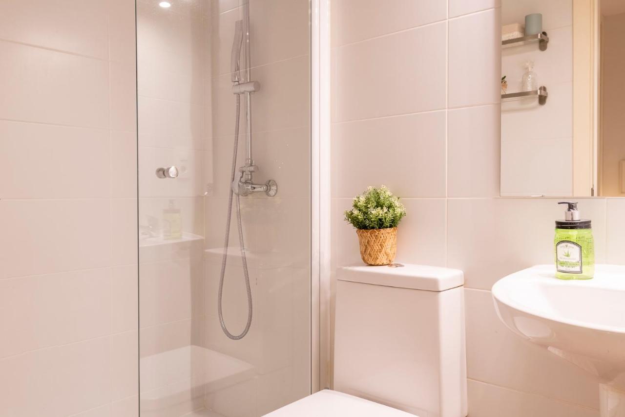 Lucia De Triana Apartment เซบีญา ภายนอก รูปภาพ