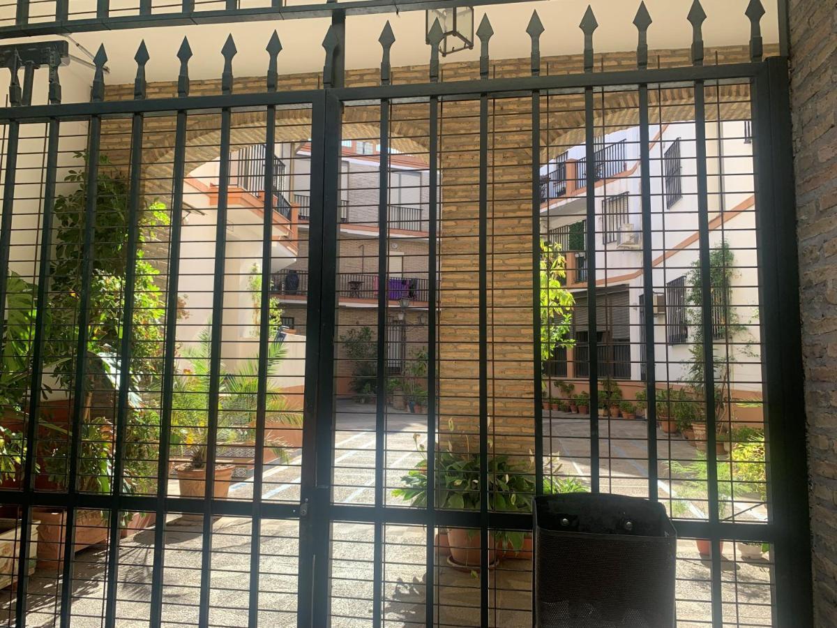 Lucia De Triana Apartment เซบีญา ภายนอก รูปภาพ